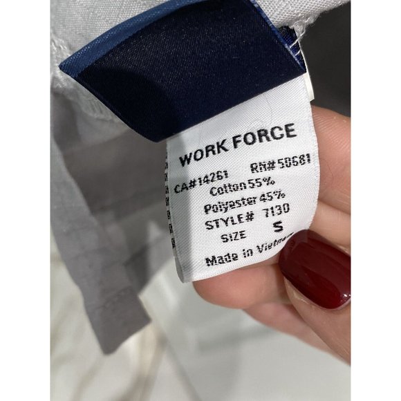 Barco Uniforms Work Force Gray V Neck Scrub Top 2 Front Pockets Size Small. - Picture 11 of 12